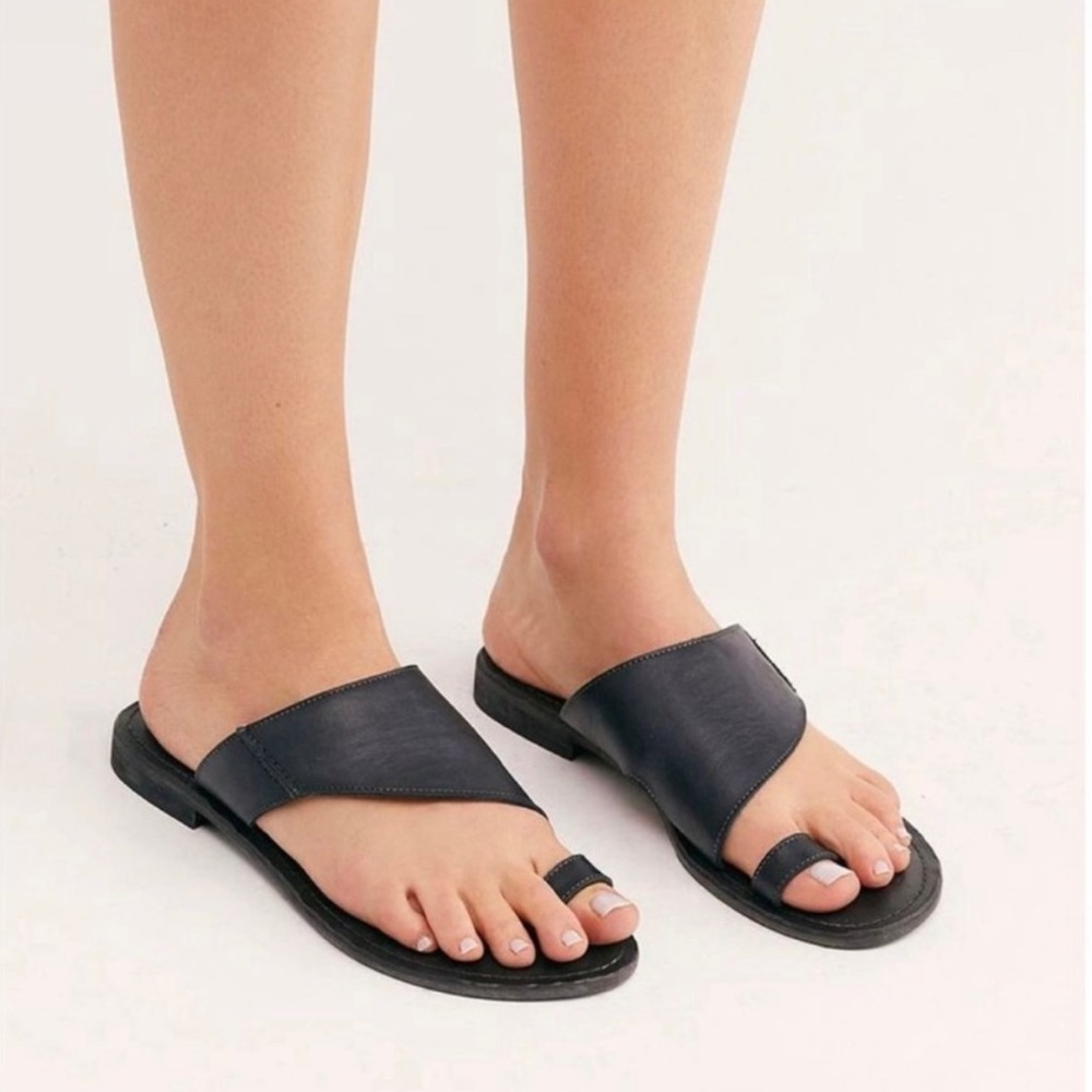 Free People Black Leather Toe-Ring Slide Sandals